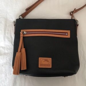 Dooney & Bourke cross body